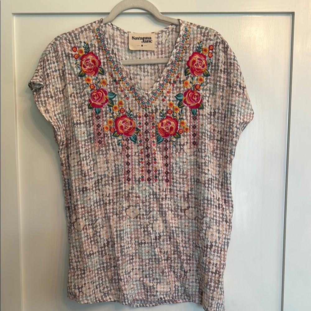 Savanna Jane Black and Gray Cap Sleeve Graphic Blouse